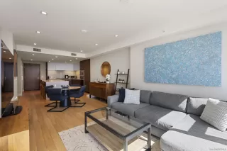 Photo #3: 240010124 Listing