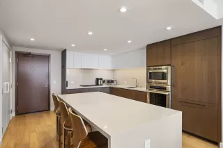 Photo #4: 240010124 Listing