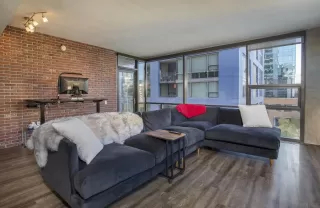 Photo #5: 240010127 Listing 