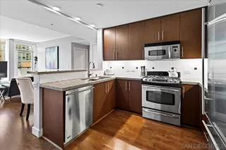 Photo #4: 240010141 Listing