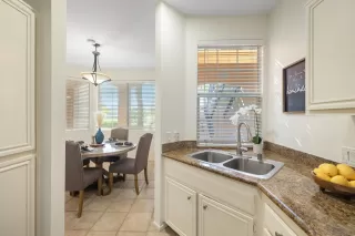 Photo #3: 240010146 Listing