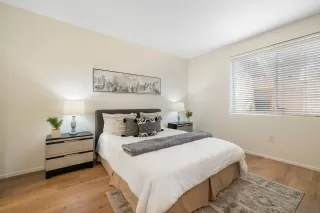 Photo #6: 240010146 Listing