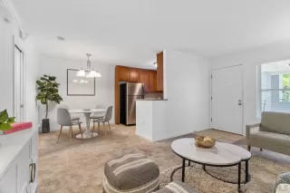 Photo #6: 240010170 Listing