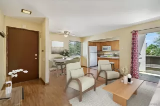 Photo #4: 240010183 Listing