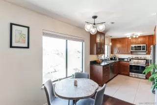 Photo #3: 240010189 Listing 