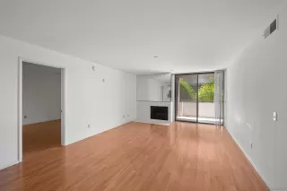 Photo #1: 240010207 Listing