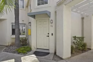 Photo #3: 240010222 Listing