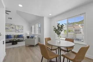 Photo #5: 240010222 Listing