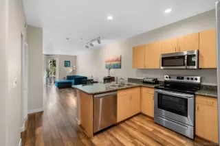 Photo #1: 240010242 Listing