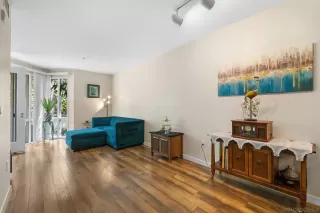 Photo #6: 240010242 Listing