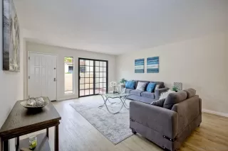 Photo #6: 240010292 Listing