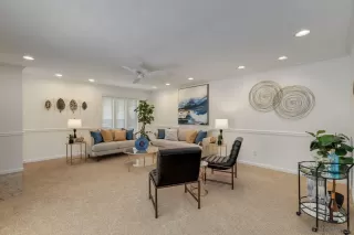 Photo #1: 240010322 Listing