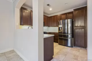 Photo #5: 240010349 Listing