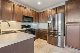 Photo #6: 240010349 Listing