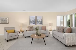 Photo #6: 240010358 Listing