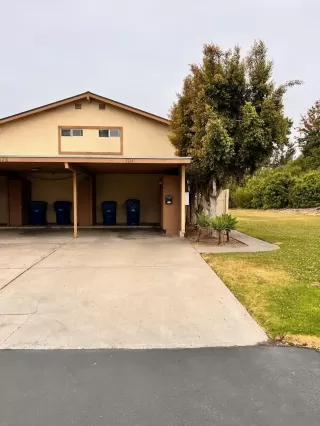 Photo #1: 240010381 Listing