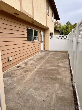 Photo #6: 240010381 Listing