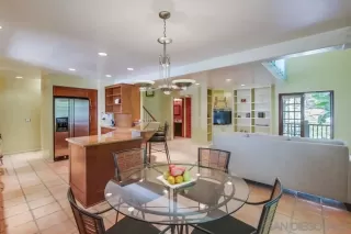 Photo #1: 240010392 Listing 