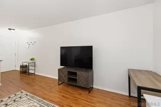 Photo #1: 240010410 Listing 