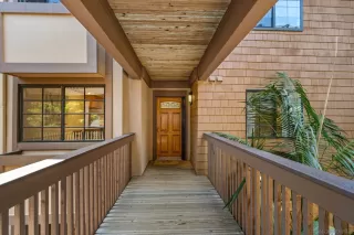 Photo #4: 240010417 Listing 