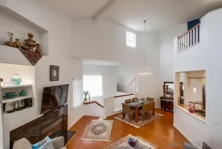 Photo #4: 240010427 Listing