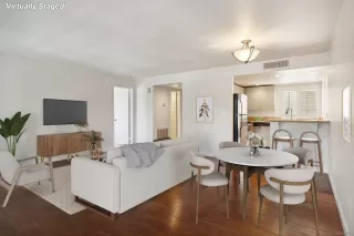 Photo #2: 240010431 Listing 