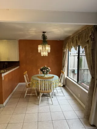 Photo #5: 240010441 Listing