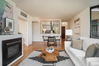 Photo #4: 240010453 Listing 