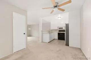 Photo #3: 240010464 Listing