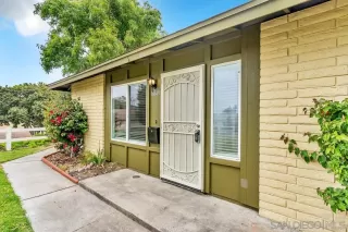 Photo #4: 240010491 Listing