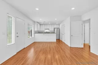 Photo #6: 240010491 Listing