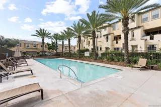 Photo #6: 240010549 Listing