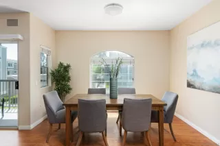 Photo #6: 240010600 Listing 