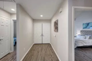 Photo #1: 240010612 Listing