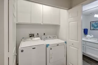 Photo #5: 240010612 Listing