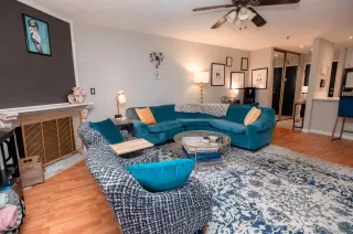 Photo #3: 240010613 Listing 