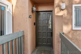 Photo #2: 240010636 Listing