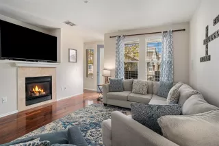 Photo #4: 240010680 Listing