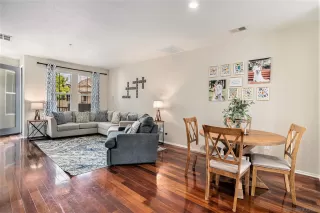 Photo #6: 240010680 Listing