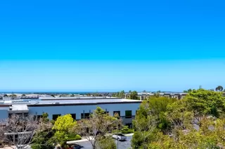 Photo #3: 240010706 Listing