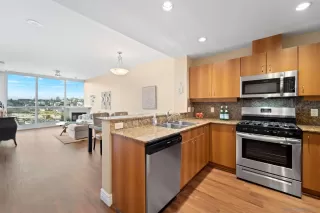 Photo #1: 240010712 Listing