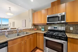 Photo #2: 240010712 Listing