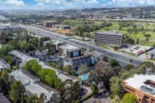 Photo #1: 240010728 Listing 