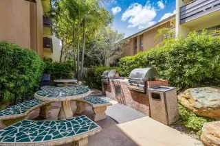 Photo #6: 240010728 Listing 