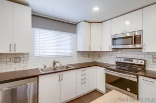 Photo #1: 240010734 Listing 