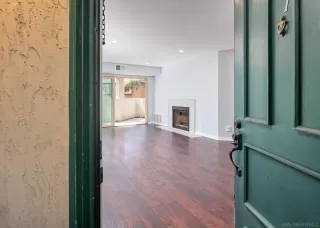 Photo #2: 240010749 Listing 