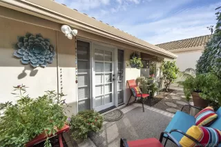 Photo #1: 240010773 Listing