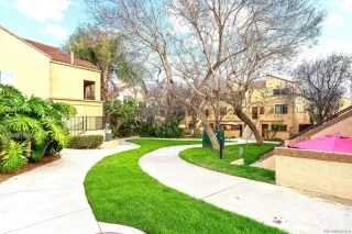 Photo #4: 240010778 Listing