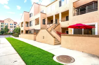 Photo #5: 240010778 Listing