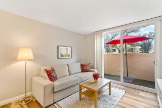 Photo #6: 240010778 Listing